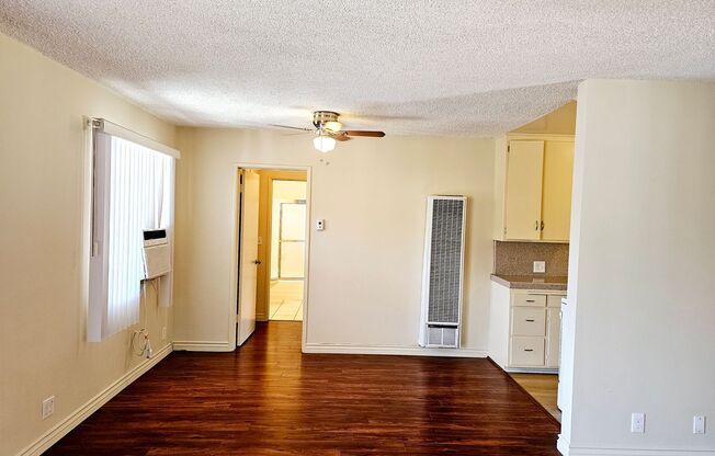 1 bed, 1 bath, $2,098, Unit 10