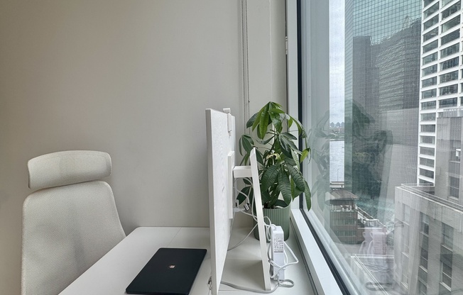 1 bed, 1 bath, $4,354, Unit 16M