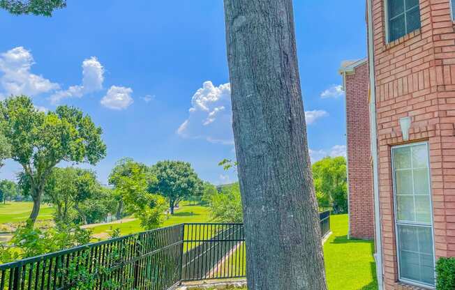 Golf course views at Turnberry Isle Apartments in Dallas, TX offers 1,2 and 3 Bedroom Apartment Homes.