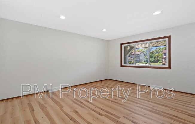 8148 S 88 ST