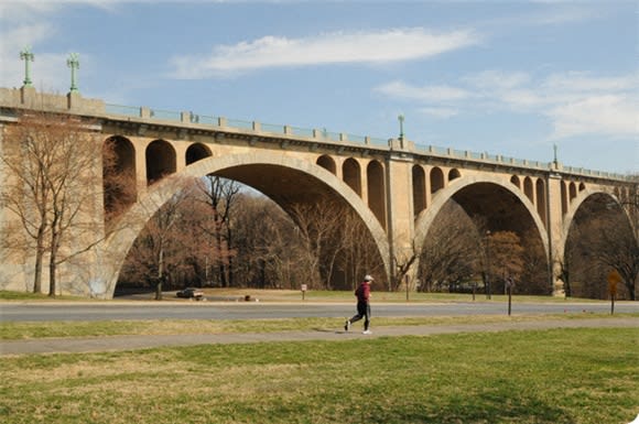 Calvert House Apartments near to Rock Creek Park