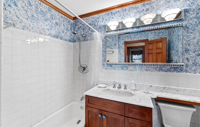 1 bed, 1 bath, 590 sqft, $3,150, Unit 17J