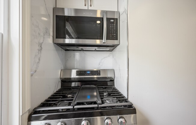 1 bed, 1 bath, 428 sqft, $2,100, Unit 1