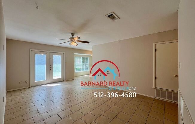 Available July 12: Duplex Close to Texas State Bus Stop