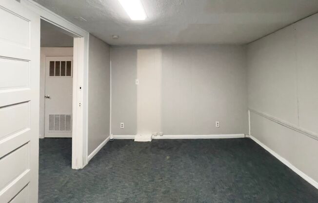 2 beds, 1 bath, 1,065 sqft, $950, Unit Unit A