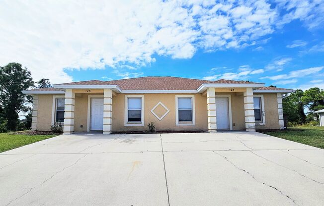 Nice 3 Bedroom Duplex in Lehigh Acres