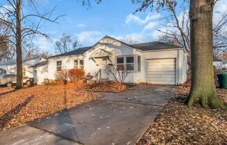 3 beds, 1 bath, $1,550