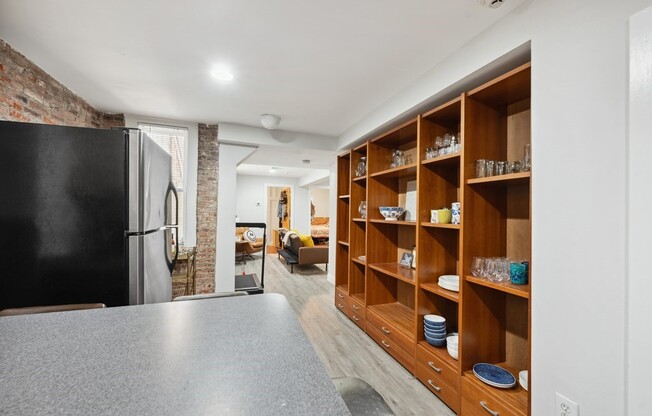 2 beds, 1 bath, 800 sqft, $3,700, Unit 1A