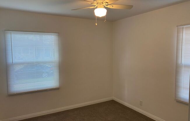 Beautifully updated three bedroom home in Lakewood ready to rent soon!