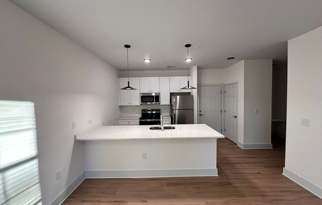 Beautiful Brand New Three Bedroom Apartment!