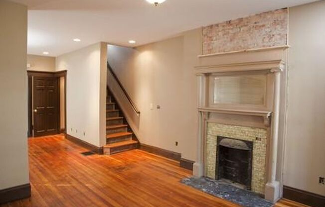 4 beds, 1.5 baths, $2,400, Unit 49 W Maynard Ave