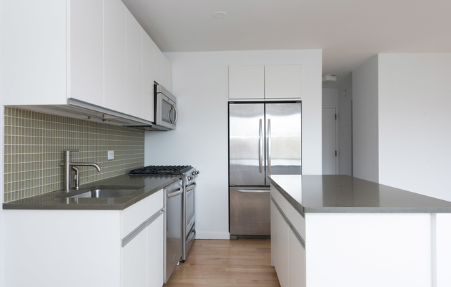 Studio, 1 bath, $3,795, Unit 10D