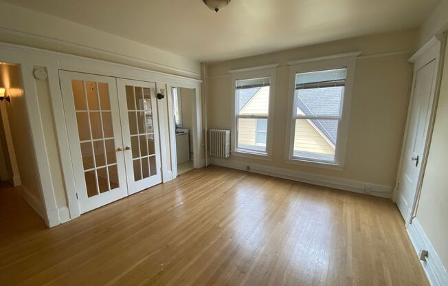 Studio, 1 bath, 300 sqft, $1,495, Unit 407