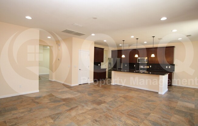 1465 E IBIS ST