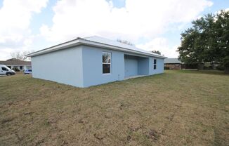 3 beds, 2 baths, $1,650