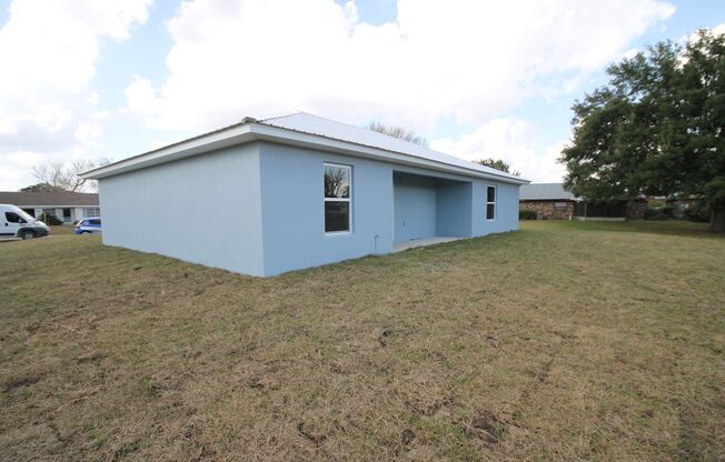 Amazing 3 BD/2BA Home in Sebring!!