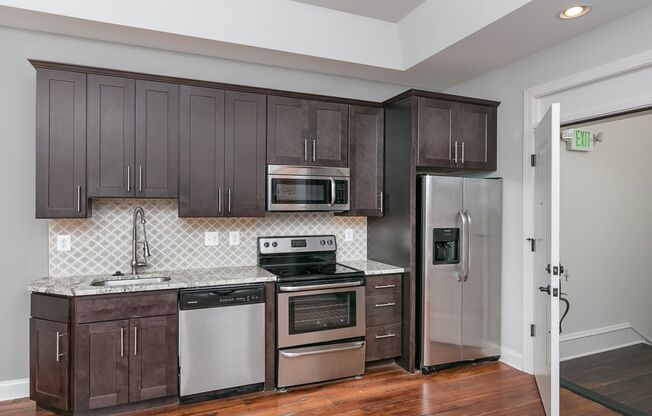 2 beds, 2 baths, 1,100 sqft, $2,250, Unit 3R
