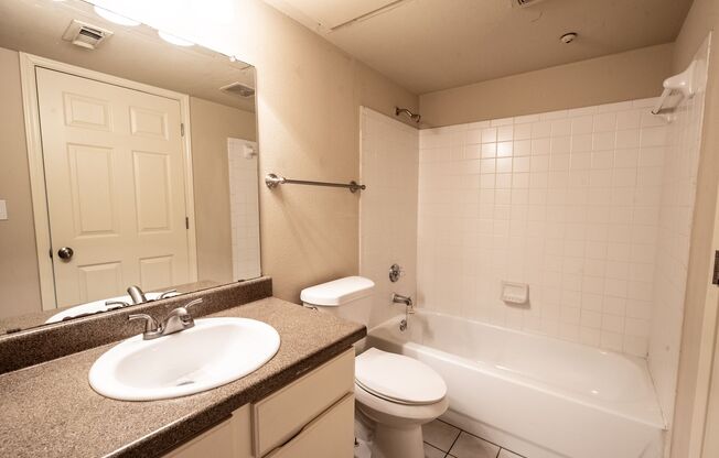 3 beds, 2 baths, $3,000, Unit # 104