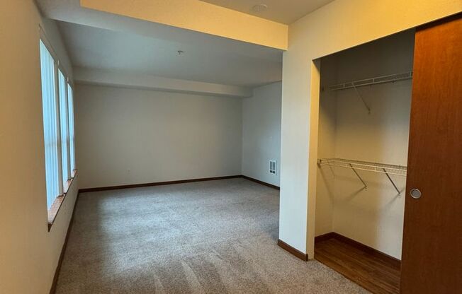 Studio, 1 bath, 409 sqft, $1,590, Unit B108