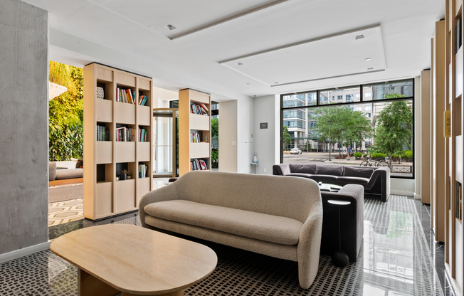 1 bed, 1 bath, 798 sqft, $5,600, Unit C107