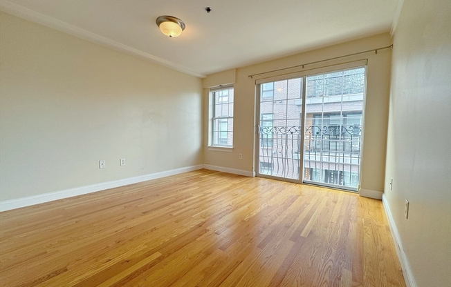 34 MITCHELL ST