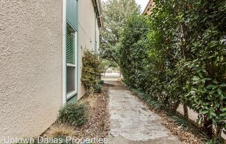 3907 Gilbert Ave #7