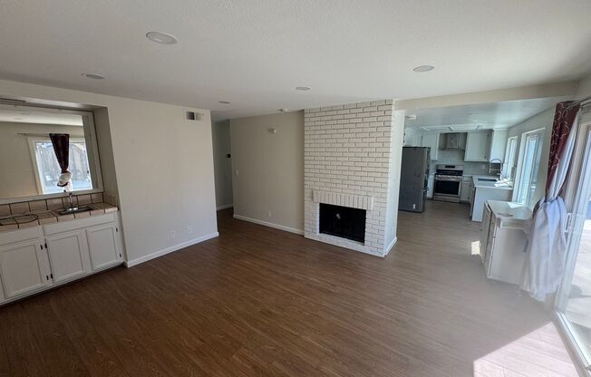 Evergreen San Jose 3 bed/ 2.5 bath, Two Story house with Views