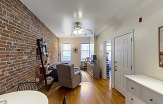 2 beds, 1 bath, 700 sqft, $3,495, Unit 13