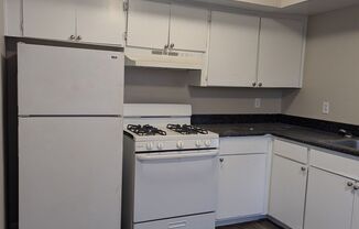 1 bed, 1 bath, 550 sqft, $795