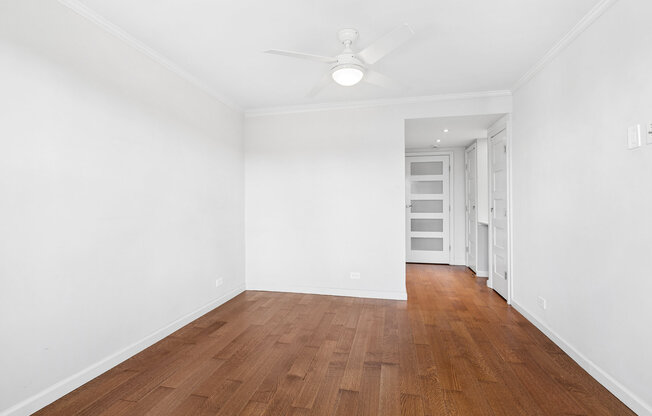 1 bed, 1 bath, 949 sqft, $5,450, Unit 19X