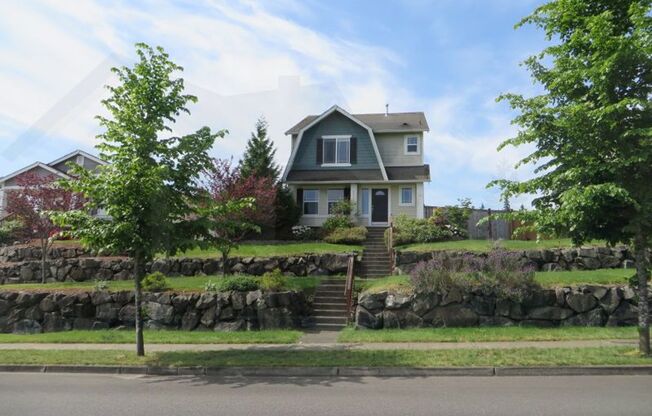 Gorgeous 3 bd House near JBLM! $500.00 Move In Credit!