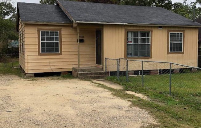 3 Bedroom Home for Rent!