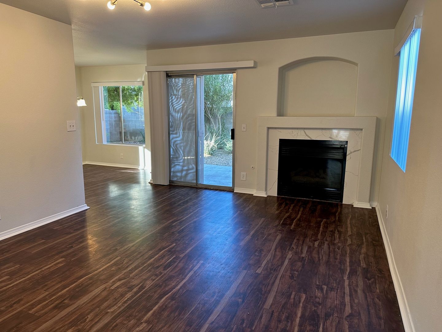GORGEOUS NORTHWEST HOME, MOVE IN READY!