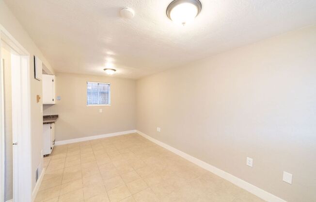 1 bed, 1 bath, $1,895, Unit D
