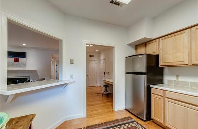 Great Green Hills Condo