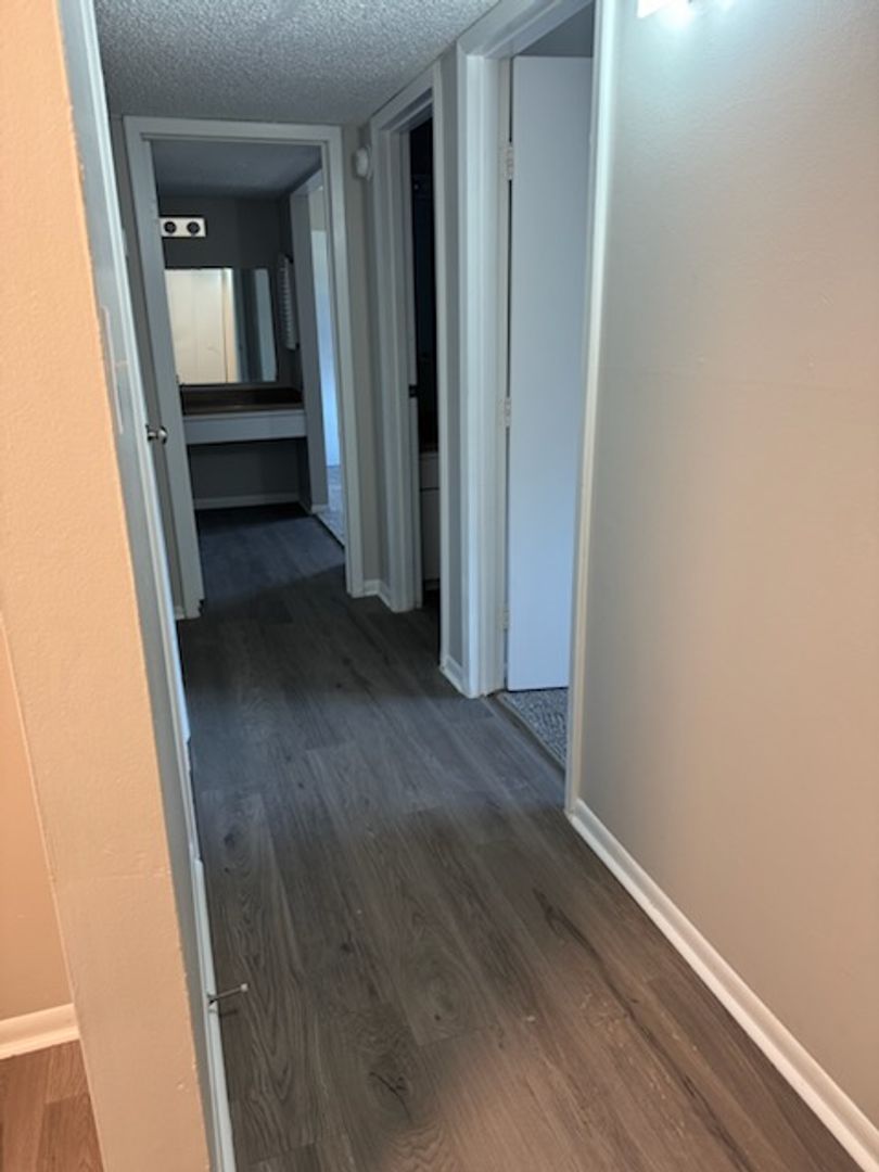 2 beds, 2 baths, 1,092 sqft, $1,175