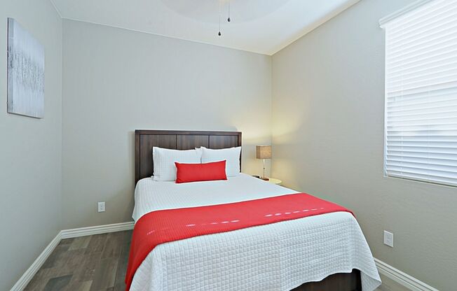 4 beds, 3 baths, $5,460