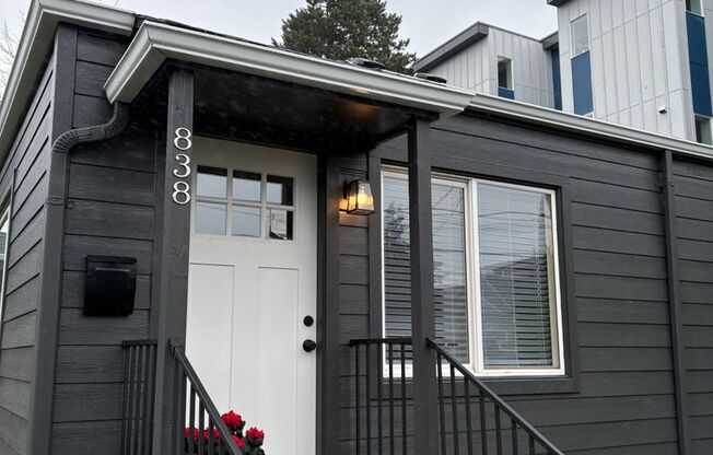 Ballard Beauty, 2 bed 2 bath Remodel with two entrances.