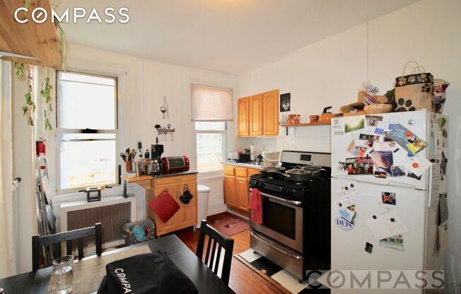 1 bed, 1 bath, $2,700, Unit 3