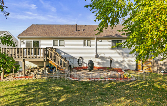 2605 ARROWHEAD LN
