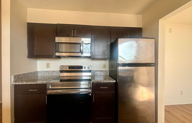 2 beds, 2 baths, 900 sqft, $2,399, Unit 508
