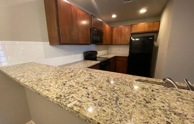 3 Bed 2 Bath 2 Car Garage Duplex with Mowing Included AND all Kitchen Appliances!