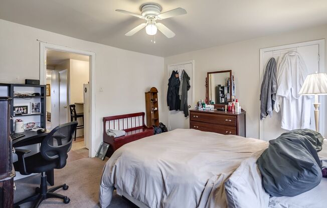 1534 S 4th Street