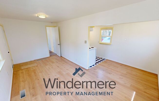 108 N Bellevue *Pets Welcome*Students Welcome*