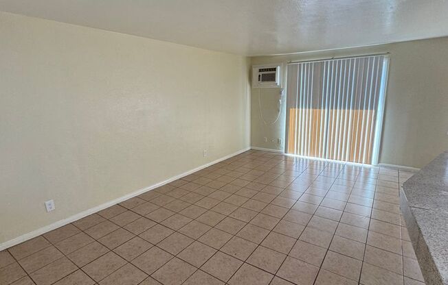 2 beds, 1 bath, $1,875, Unit 3522