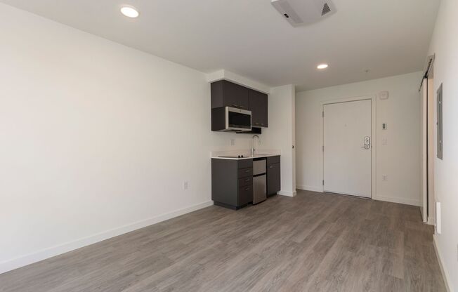 Studio, 1 bath, 249 sqft, $1,097, Unit 305 MFTE