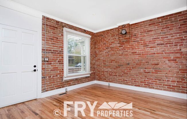 1 bed, 1 bath, 758 sqft, $2,150, Unit 3636 N Williams Street