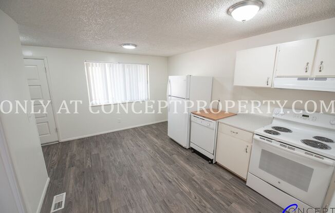 2 beds, 1 bath, 935 sqft, $1,299, Unit 30
