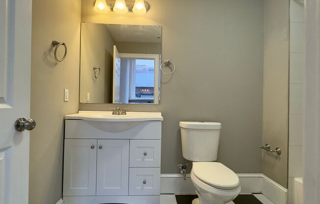 Apartment Units in Downtown, Baltimore, MD!