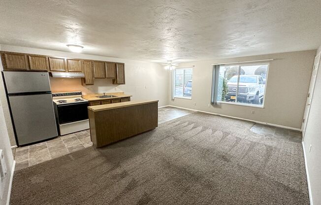 1 bed, 1 bath, 640 sqft, $1,095, Unit 51